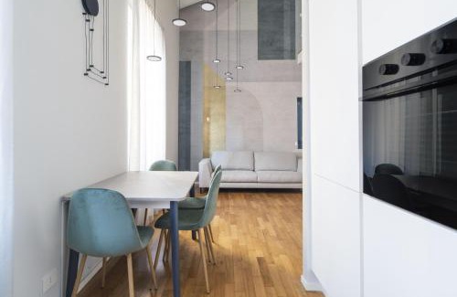 Tricolore Apartment | Relaxing Balcony Oasis in the Heart of Easylife Hotel