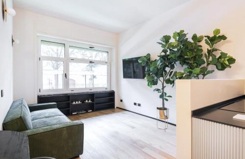 San Vittore Apartment | Discover Easylife: Elegant Apartment Steps from the Duomo