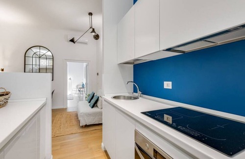 Ripamonti Corvetto Apartment | Elegant Two-Room Apartment Near Fondazione Prada in Lodi