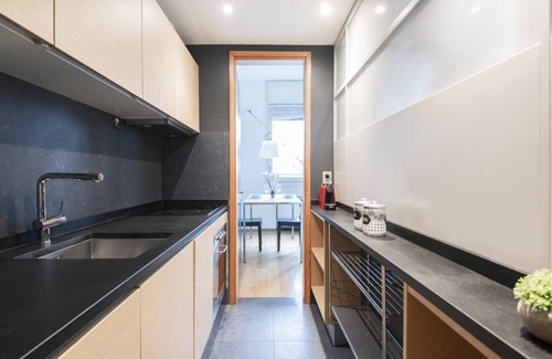 San Marco Apartment | Discover Easylife: Cozy Apartment in Vibrant Brera