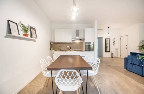 Porta Venezia Apartment | Elevate Your Stay at Easylife in Porta Venezia Area