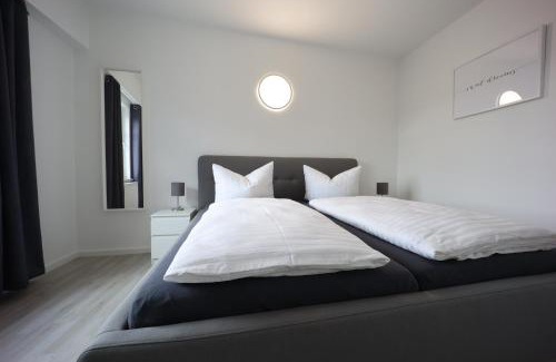 Bad Salzungen Apartment | Delightful Dining and Stay Experience for Families & Pets