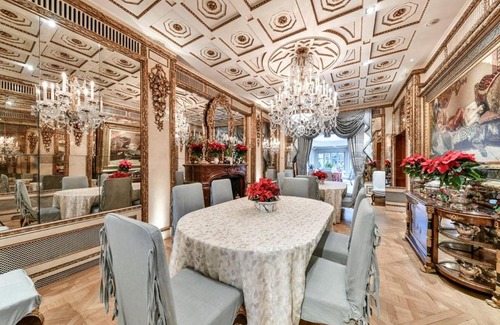 Belgravia Villa | Discover the Elegance of Eaton Square Palace Hotel