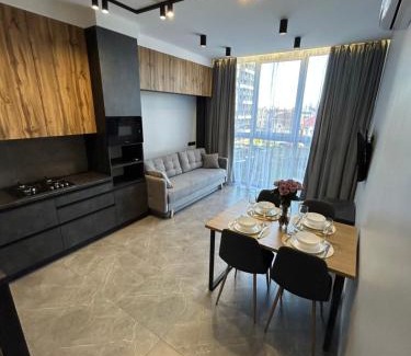 Yavory Apartment | Exceptional EAvalonRestApartment: Family-Friendly Stay