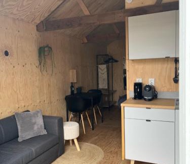 Huisduinen Apartment | Ocean View Retreat at Eb en Vloed - Rated 8/10 by Guests