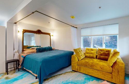 Edgecomb Hotel | Ebb & Flow