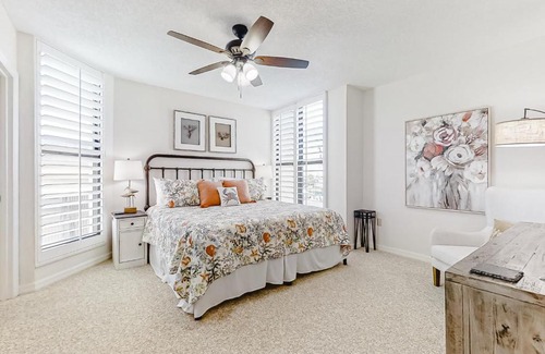 New Smyrna Beach House | Relax at Ebb Tide Resort: Oceanfront Bliss Awaits You