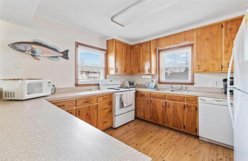 Crescent Beach House | Ebbtide