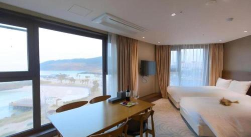 Jocheon Hotel | Experience Comfort at Ebenezer Hotel - 4-Star Family Friendly
