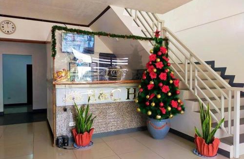 Laoag Hotel | Pet-Friendly E & C Hotel with Breakfast Included