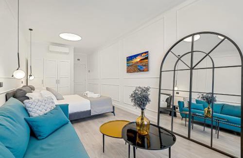 Riomaggiore House | Elegant EC Luxury Rooms: Guest Rated 10/10 with Hot Tub
