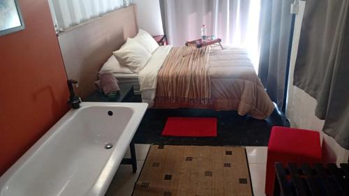 Coqueiral Hotel | Experience Ecaffe Hotel Pousada Container in Coqueiral MG