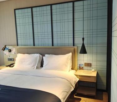 Xingyi Hotel | Echarm Hotel Xingyi Menglecheng Kratie Plaza