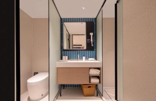 Long Hua Hotel | Echarm Hotel Haikou Friendship Sunshine City Wanlvyuan Branch