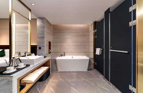 Foshan House | Discover ECHARM PLUS Hotel: A 4-Star Family-Friendly Stay