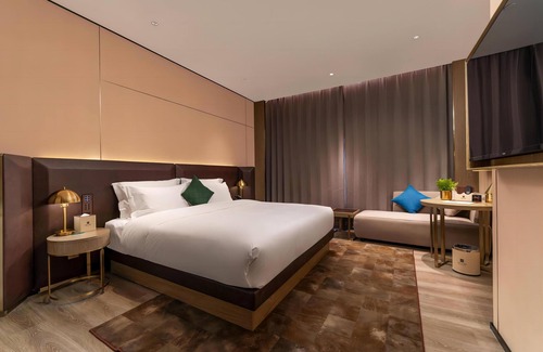 Foshan House | Discover ECHARM PLUS Hotel: A 4-Star Family-Friendly Stay