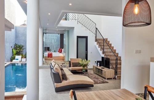 Batu Bolong Villa | Echo Beach House 38