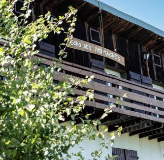 Chalmazel-Jeansagniere Bed & Breakfast | Discover Echo des montagnes: Family-Friendly Retreat