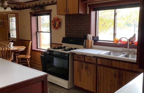 Mercer House | Echo Lake Retreat: Family-Friendly Fun in the Northwoods
