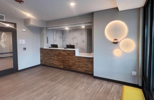 West Newton Hotel | ECHO Suites Extended Stay by Wyndham Indianapolis AmeriPlex