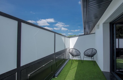 Nansouty-Saint-Genes House | Discover Echoppe Jaurès: Renovated Bordeaux Retreat