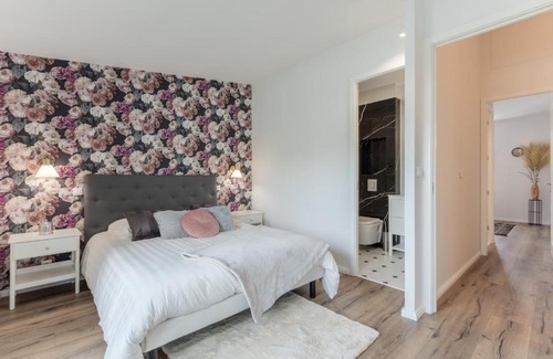 Talence House | Renovated Bordeaux Home with 3 Bedrooms & Family Amenities
