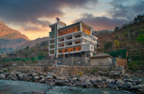 Mohal Hotel | Relax at Echor Palm Bliss Riverside Resort & Spa in Kasol