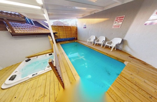 Safed Villa | Escape to Echsof Estate: Villa with Pool & Spa Retreat