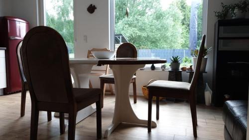 Muritz House | Experience Ecki's Ferienhaus with Pool and Ocean Views