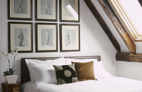 Eckington Bed & Breakfast | Elegant Eckington Manor: Highly Rated with Restaurant & More