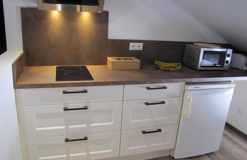 Oy-Mittelberg Apartment | Cozy Eckstein Gästehaus: Comfortable Double Room with Balcony