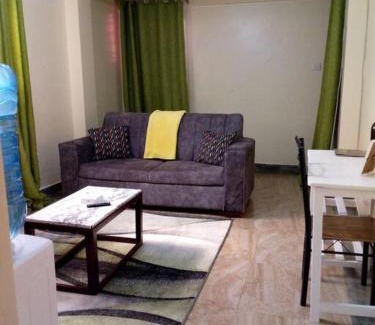 Nyeri Apartment | Unique 2 Bedroom Home Kin'gon'go - Pet & Child Friendly