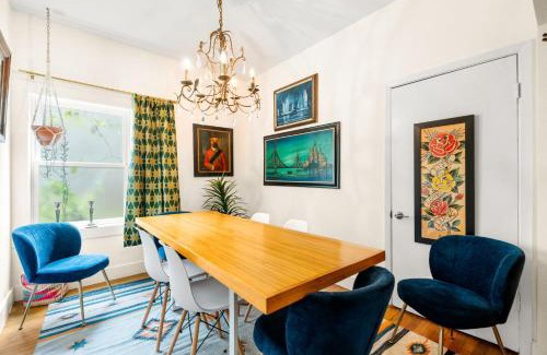 Bouldin House | Eclectic 3 Bedroom Block from South Congress