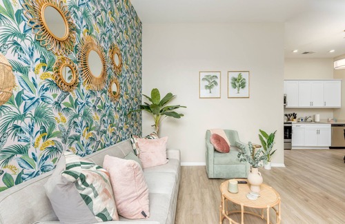 North Park Apartment | Bohemian Oasis: 65” TVs, Fast Wi-Fi & Pet-Friendly Stay