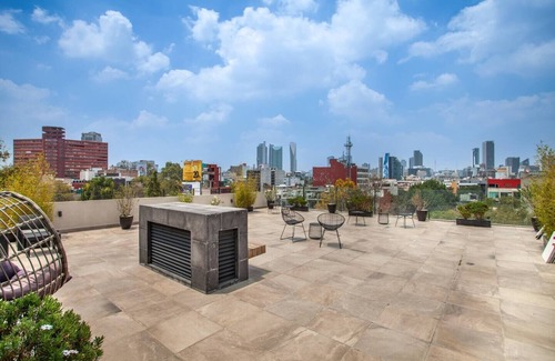 Colonia Cuauhtemoc Apartment | Guest Rated 10/10 Eclectic Contemporary Apartment with Spa