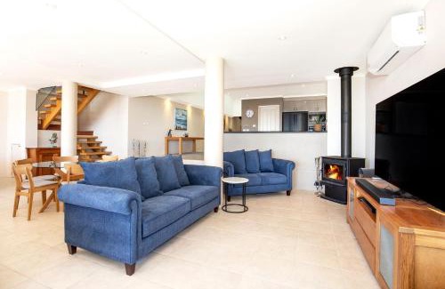 Culburra Beach House | Beachfront Eclipse with Breathtaking Views & Family-Friendly Perks