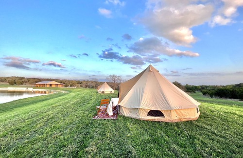Leon Junction Apartment | Experience Eclipse: 142 Acre Ranch with Family-Friendly Glamping