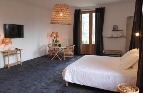 Saint-Paul en Jarez Hotel | Discover Eclosion Château Hôtel & Restaurant – Family-Friendly Stay
