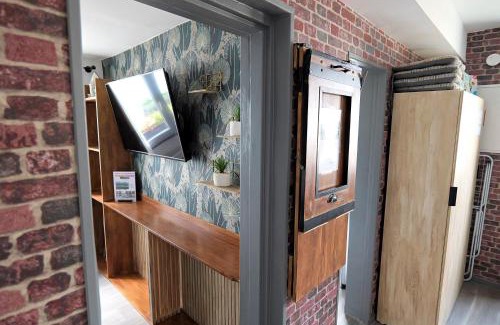 Quartier Saint-Clement - Jardin des Plantes Apartment | Eco-Appart'hôtel Rouen: Family-Friendly Retreat with High Ratings