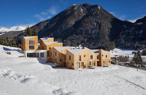San Martino Ski Chalet | Unforgettable Stay at Almchalet Gallfallalm with Hot Tub