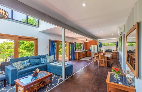 Nosara House | Eco-Friendly Retreat with Ocean Views Near the Beach