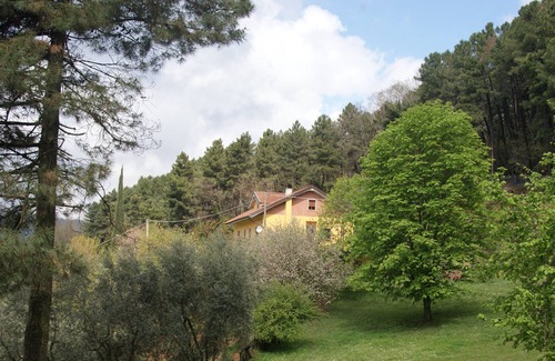 Pescia House | Eco-Friendly Family Retreat with Breathtaking Tuscany Views