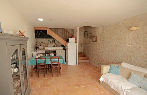 Thaire Apartment | Eco-Friendly Duplex with Ocean Views Near Beautiful Beaches