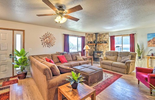 Cortez House | Eco-Friendly Getaway in Cortez - Pets Welcome, Great Reviews!