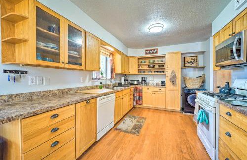 Cortez House | Eco-Friendly Getaway in Cortez - Pets Welcome, Great Reviews!