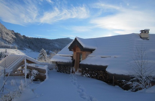 La Thuile Ski Chalet | Eco Gîte du Lac de la Thuile: Guest Rated 9.6/10 with Views
