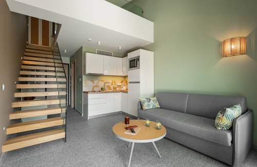 Toroni House | Eco Green Residences & Suites: Oceanfront Relaxation Awaits