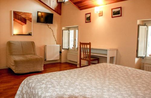 Mundaka Hotel | Eco Hotel Mundaka: Pet-Friendly Oasis with Ocean Views