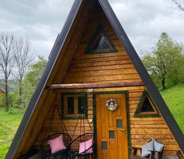Mojkovac Ski Chalet | Eco Kutak 2: Pet-Friendly Retreat with High Guest Ratings
