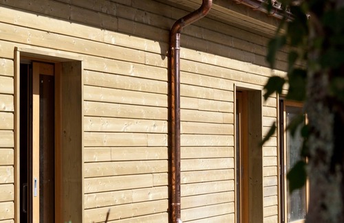 Saint-Antonin-du-Var Ski Chalet | Eco-Lodge in a Provence Vineyard: Family-Friendly Retreat